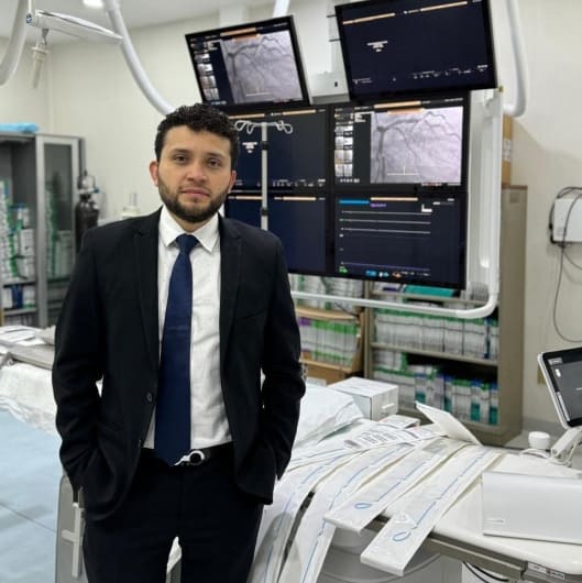 Cardióloga especialista en angina de pecho y dolor torácico